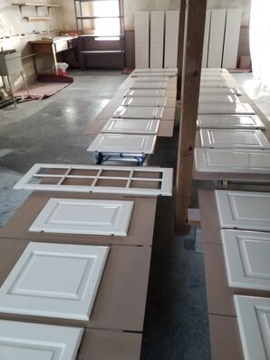 Cabinet Painting in Independence, MO (5)